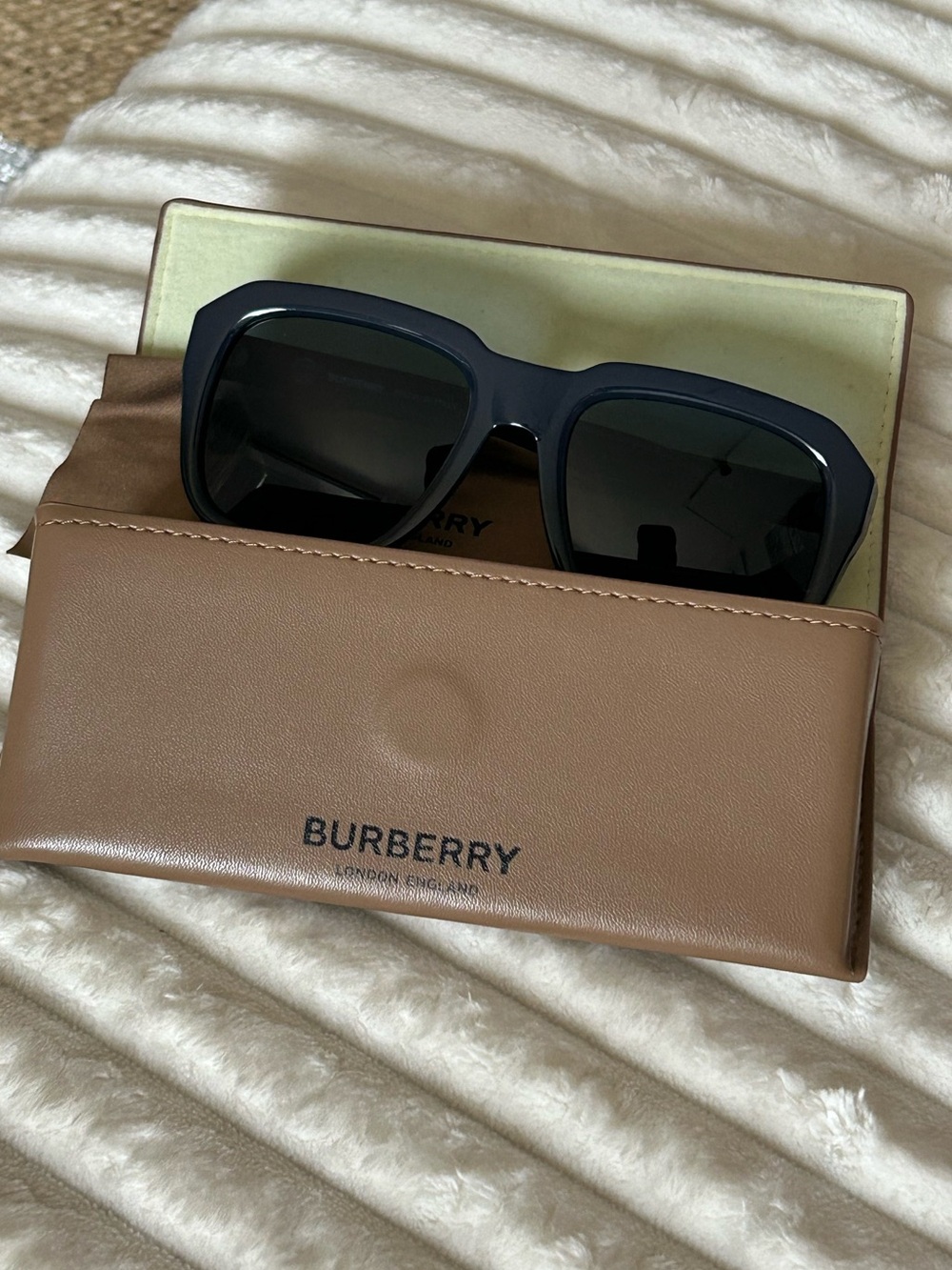 Burberry blue sunglasses 😎